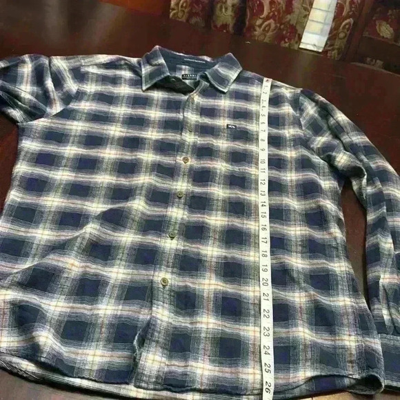 Fish Hippie Company Broadwater Rumfront Collection Plaid size Medium - Picture 8 of 9